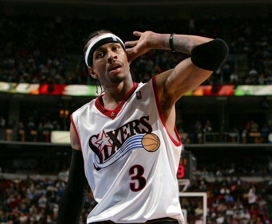 TA分析3-5-2阵型：从翼卫驱动到双锋美学，弱队逆袭制胜之道（深度解构3-5-2：翼卫引擎与双锋美学，弱旅逆袭的制胜密码）