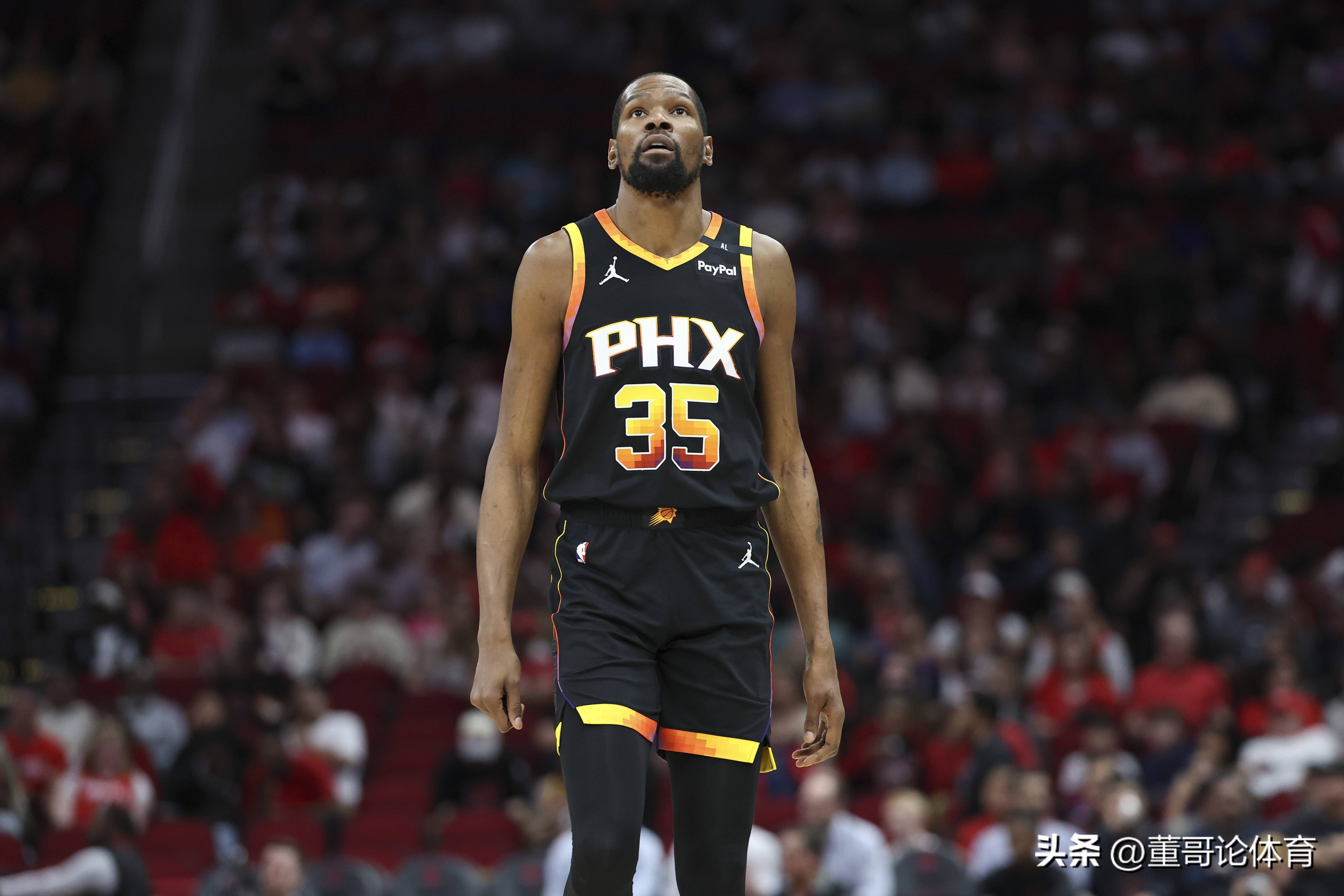 剑南春丨皇马客场0-0巴列卡诺，比赛平淡，巴尔韦德伤退（剑南春丨皇马客场0-0闷平巴列卡诺，场面沉闷，巴尔韦德伤退）