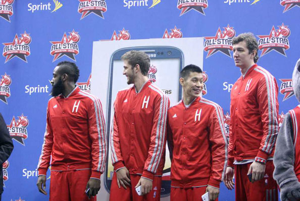 迈阿密国际总比分2-1晋级，梅西双响+完成生涯第400次助攻（梅西梅开二度并送出生涯第400次助攻，迈阿密国际总比分2-1晋级）