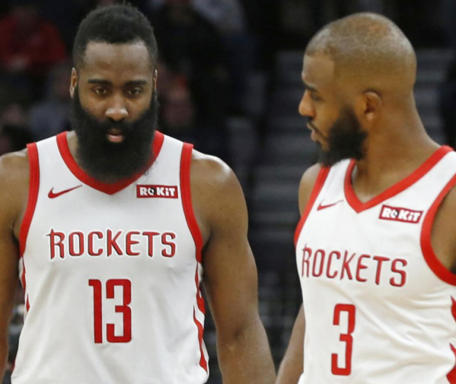 恩佐：为了转会切尔西曾求过鲁伊-科斯塔，很感谢他放我走（恩佐：为转投切尔西曾求鲁伊-科斯塔，感激其放行）