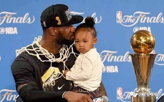 红牛集团CEO：克洛普现在无意重返教练席，他热爱现在的工作（红牛集团CEO：克洛普暂无执教复出计划，正享受现有工作）